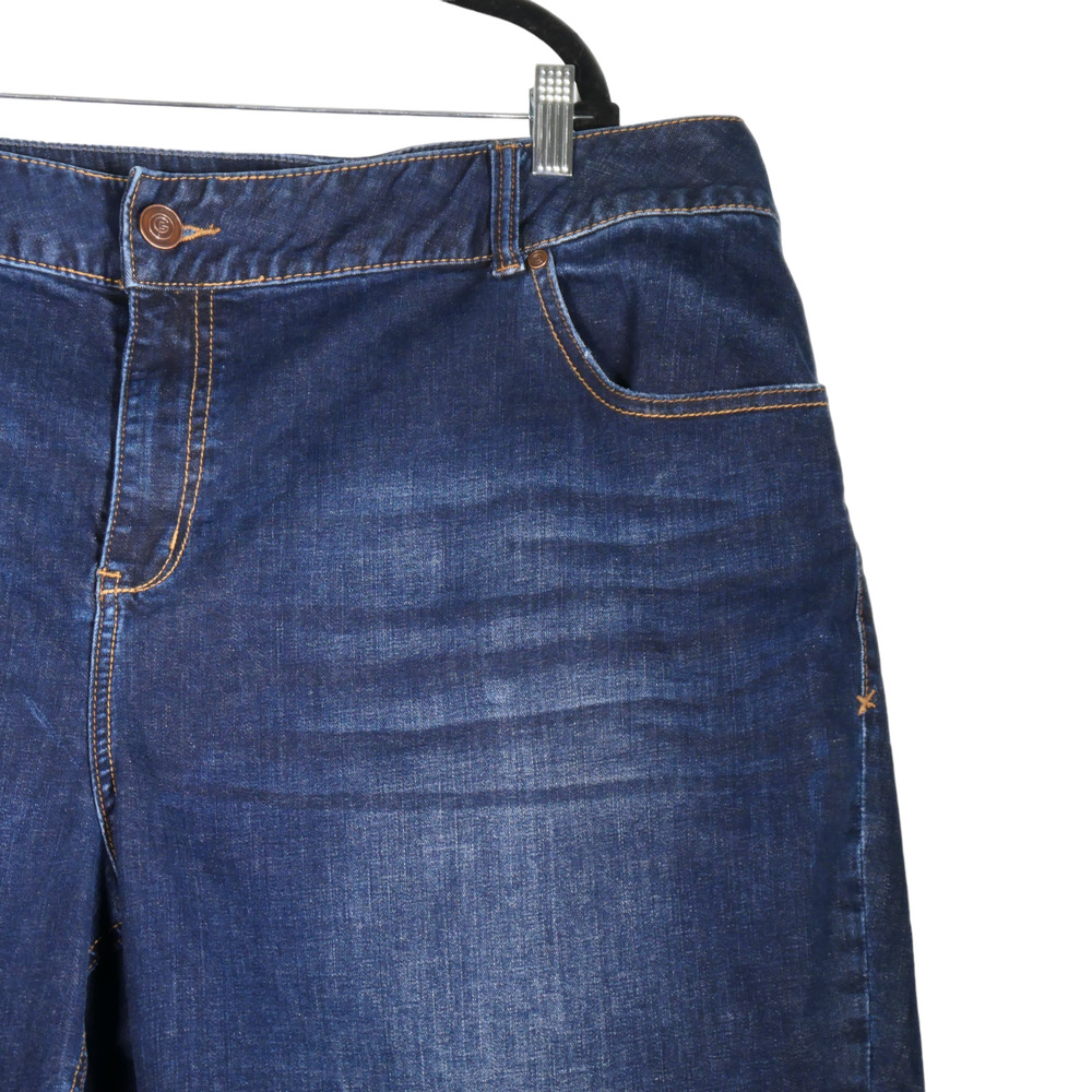 Lane Bryant Denim Shorts Womens Size 28 Blue Bermuda Genius Fit Stretch Pockets - Picture 3 of 9